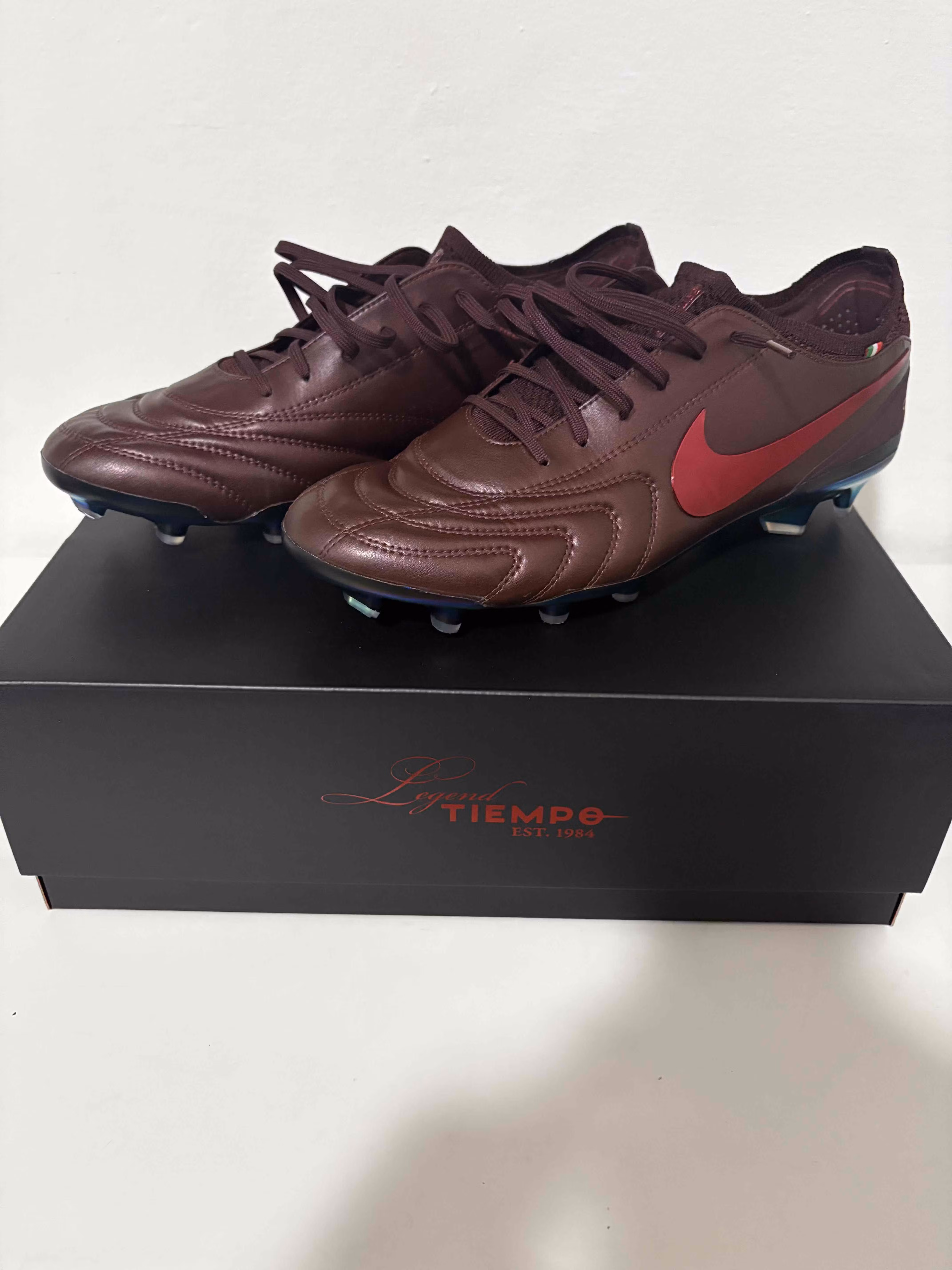 Nike Tiempo Legend 10 Elite Luxe FG Made in Italy 'Montebelluna' FZ1487-600 Nike Tiempo Legend 10 Elite Luxe FG Made in Italy 'Montebelluna' FZ1487-600